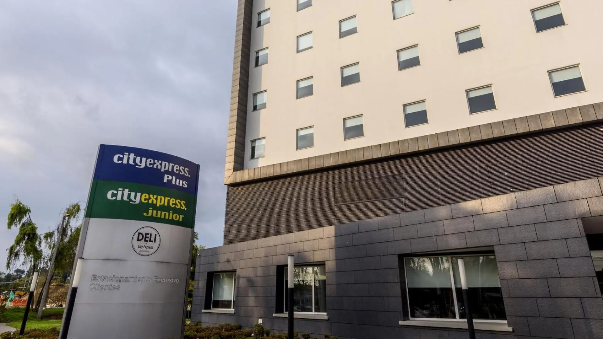 City Express Junior By Marriott Bogota Aeropuerto 3*,  Kolumbia