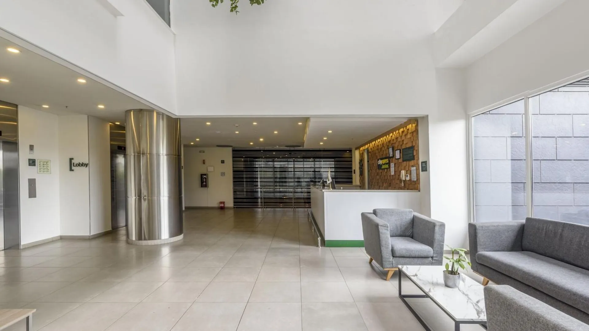 City Express Junior By Marriott Bogota Aeropuerto Hotel
